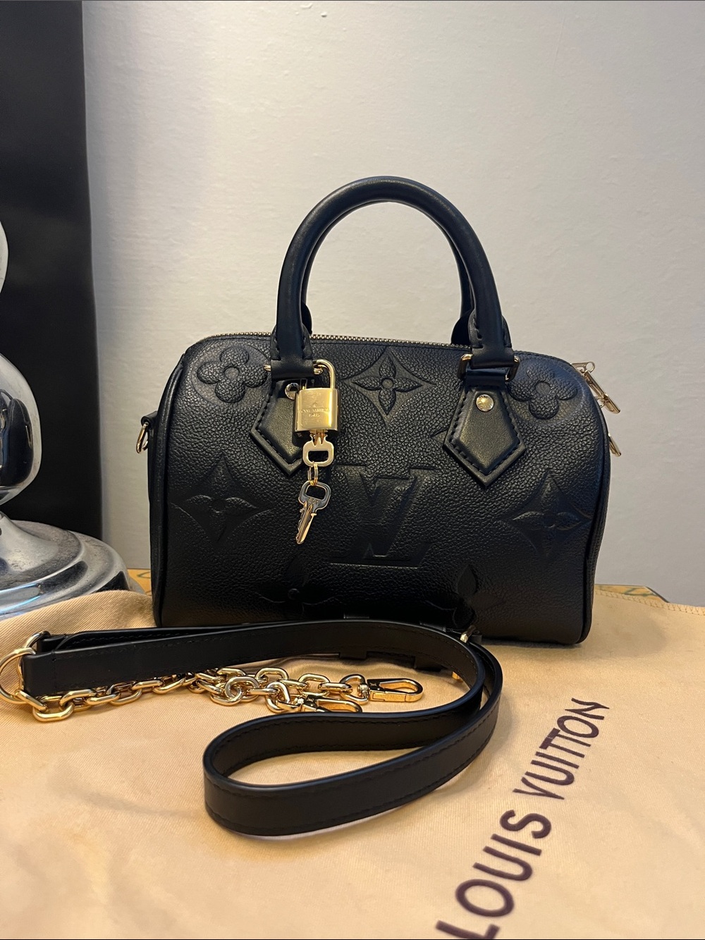Louis Vuitton Black Empreinte Speedy 20 Bandoulière Bag